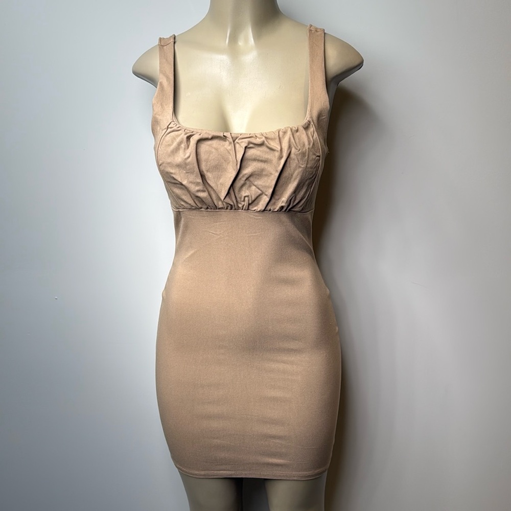 Blashe Large Tan body on mini dress